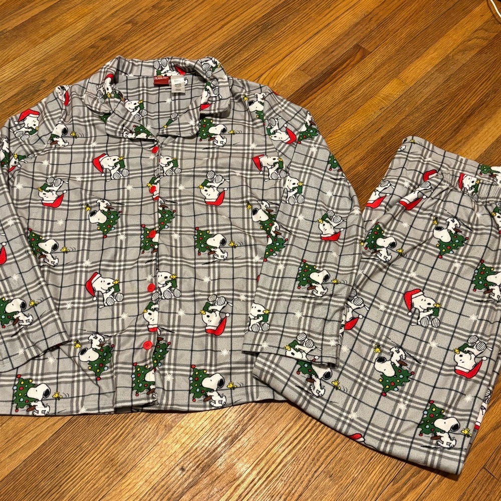 Peanuts Snoopy Christmas Pajama Set Size Large
